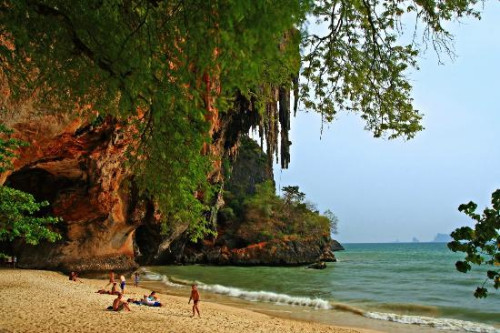 PHRA NANG CAVE